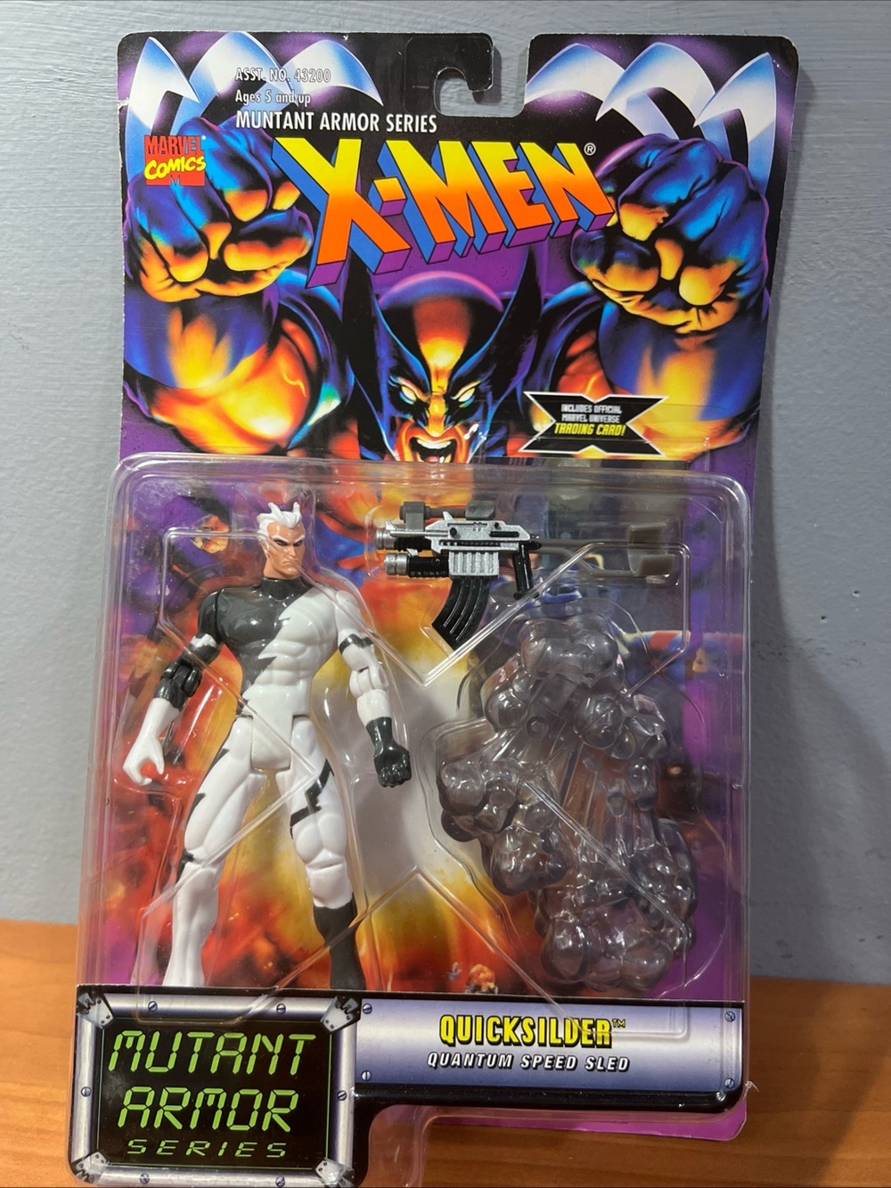 X-Men Mutant Armor Series QUICKSILVER Quantum Sled 1996 Vintage Toy Biz New